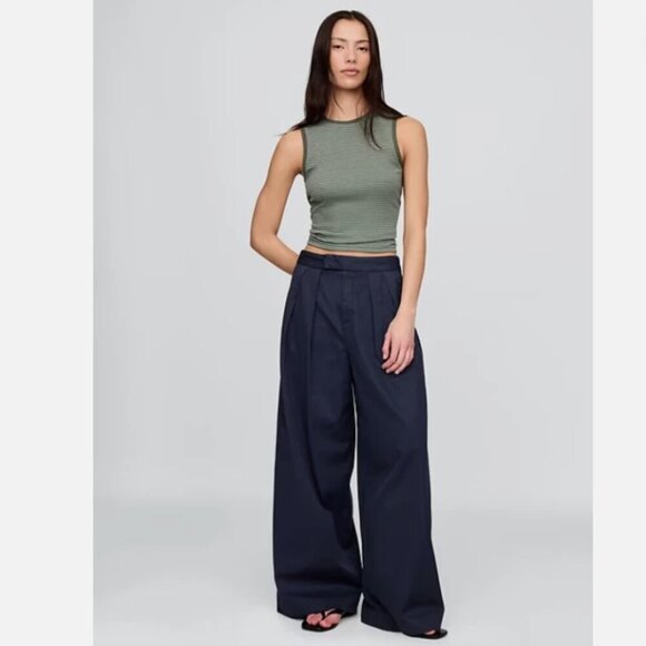 GAP NWT High Rise Pleated Twill Wide Leg Khakis Navy Blue Pants Size 18 RT$90 - Picture 1 of 12